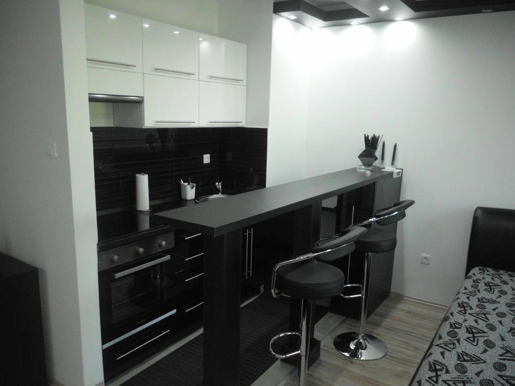 דברצן Feszek Apartman חדר תמונה